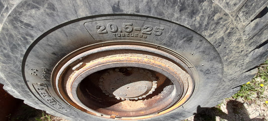 Pneumatici 20.5 R25