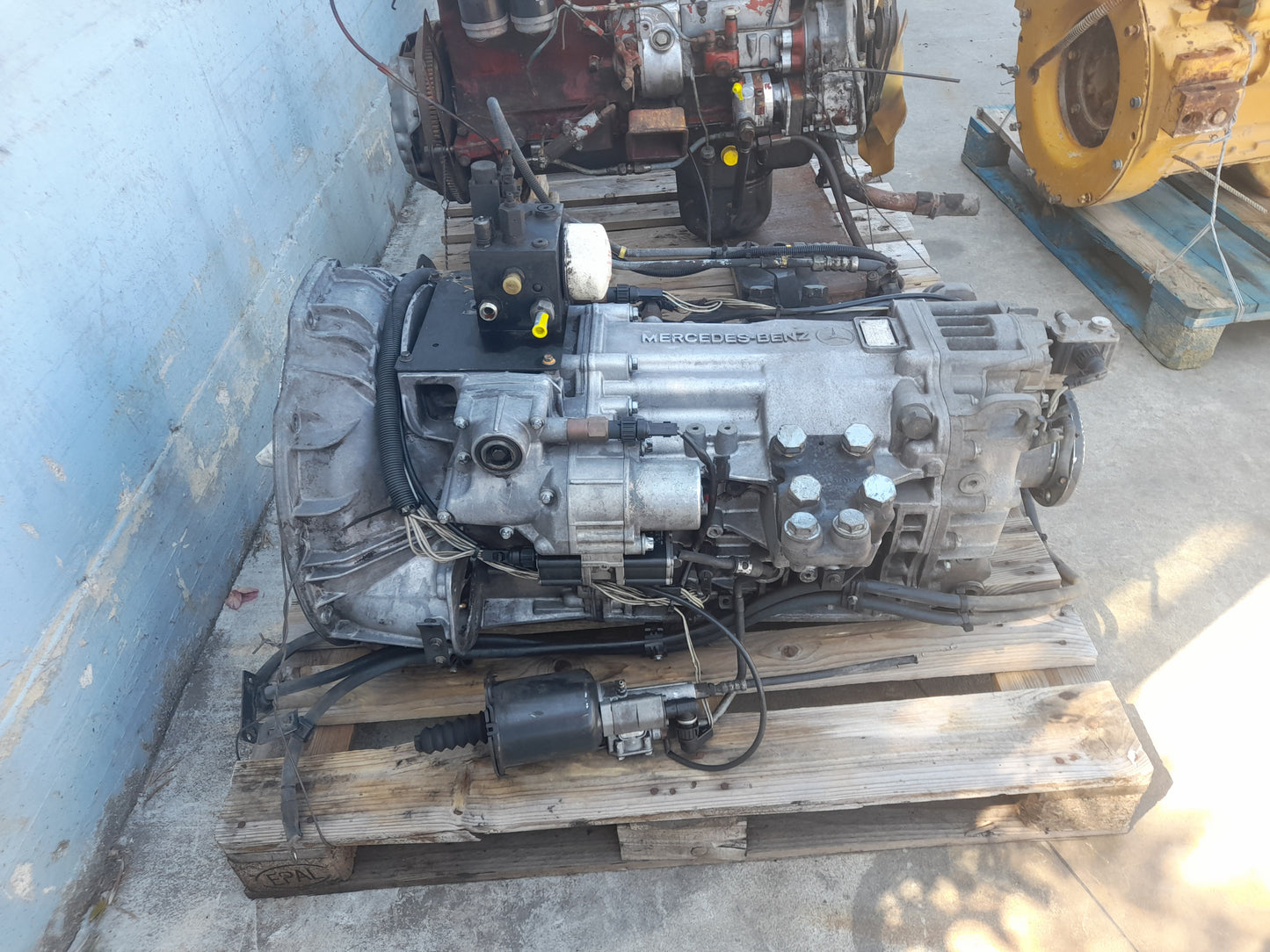 Mercedes-Benz G 211-16