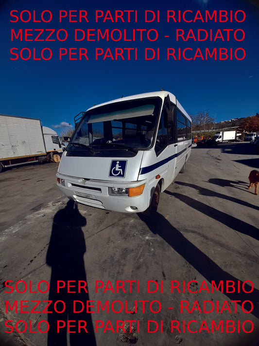 Mini Bus Cacciamali per parti di ricambio
