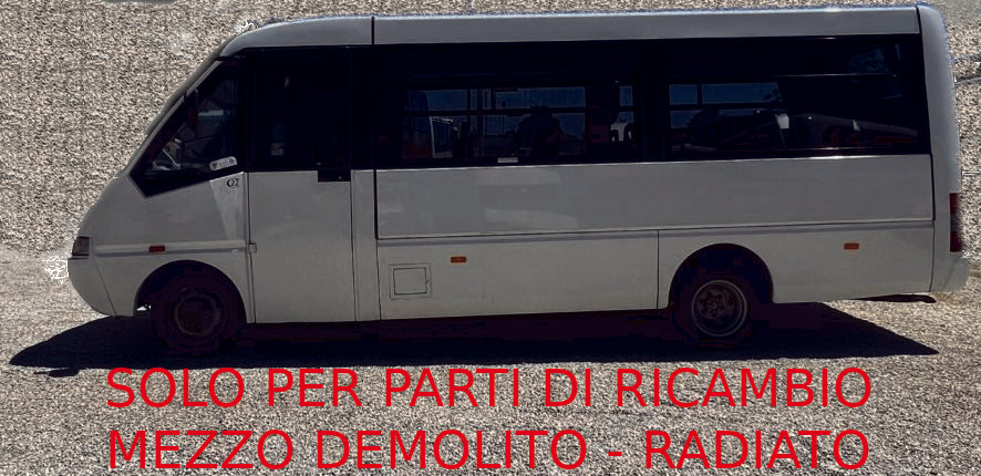 Mini Bus Cacciamali per parti di ricambio