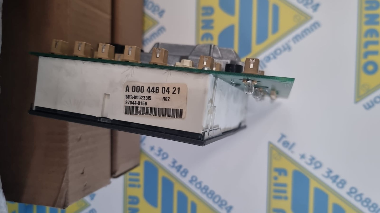 Mercedes-Benz quadro strumenti combinato A 000 446 04 21