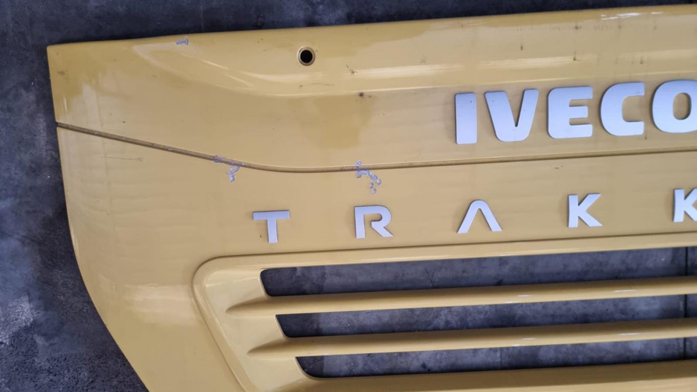 IVECO SPORTELLO ANTERIORE