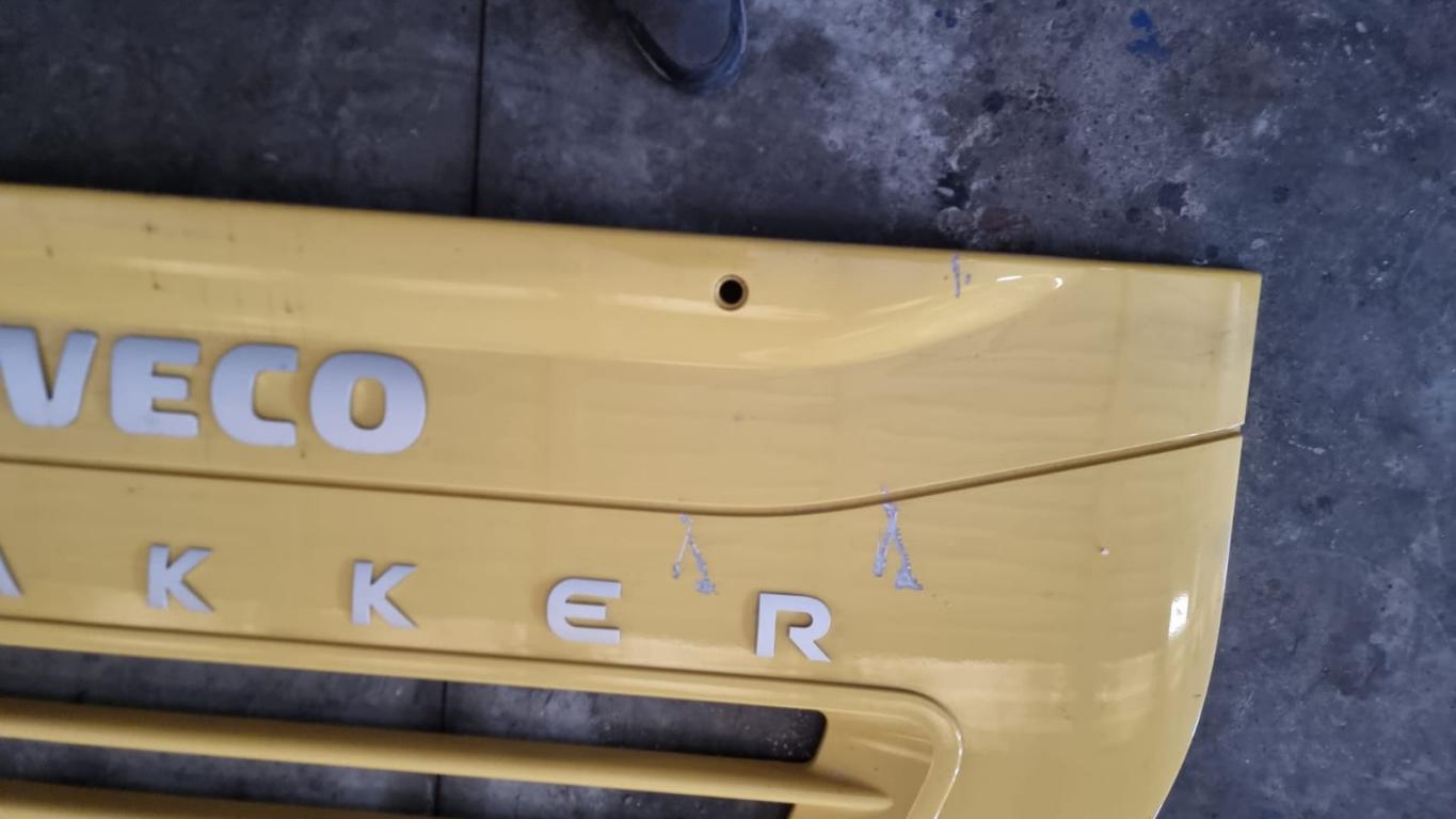 IVECO SPORTELLO ANTERIORE